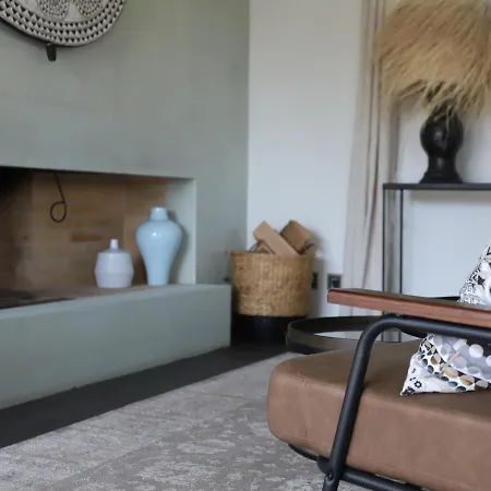 Babette & Bed & Bath بيت ضيافة *